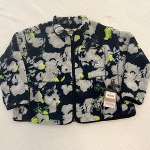 NWT Northface Extreme Pile Full Zip